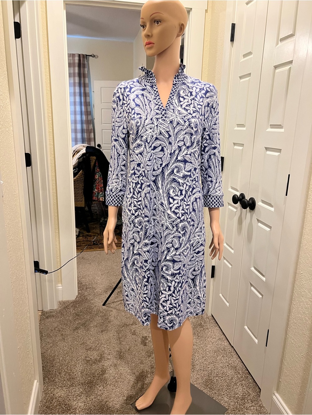 J. McLaughlin Navy & White Printed Midi Dress - Picture 2 of 7